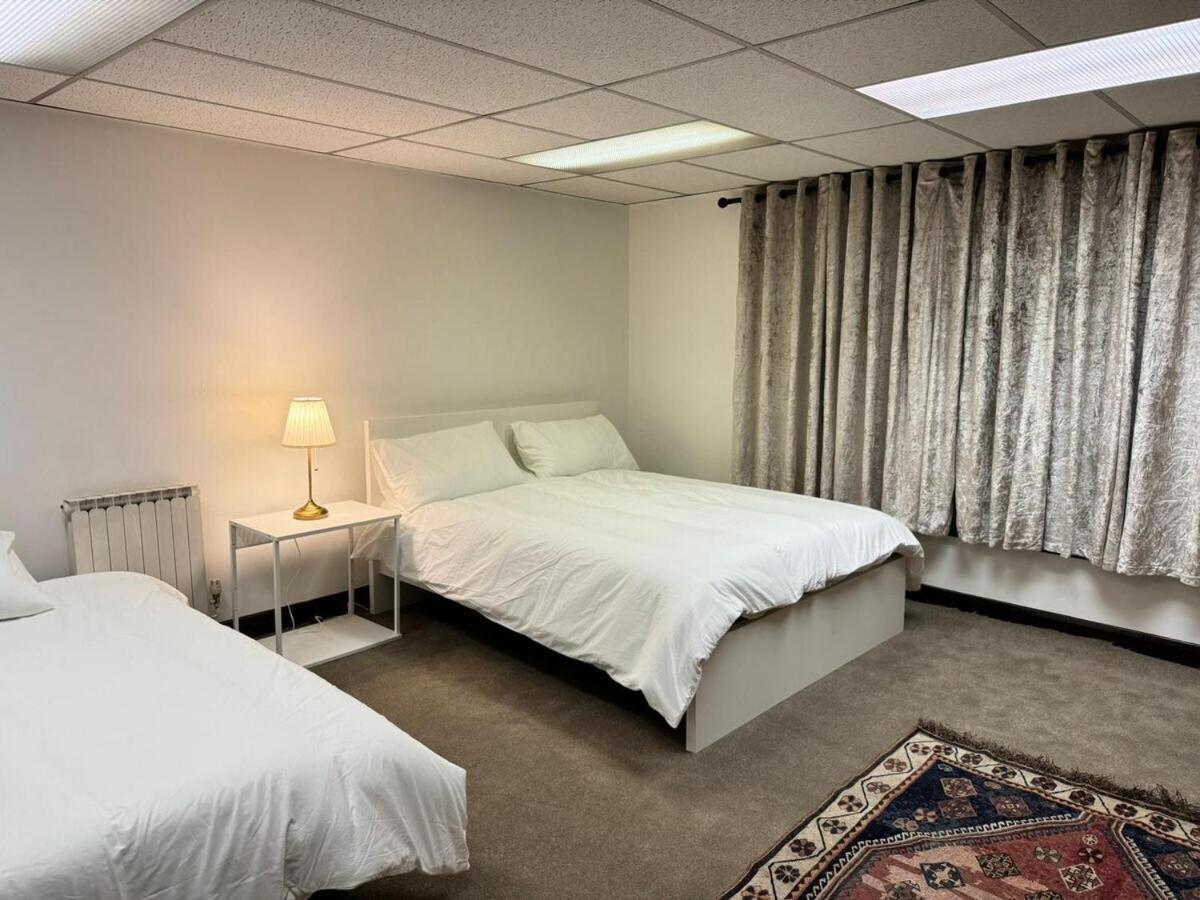 London Stockwell Station Apartment Room photo
